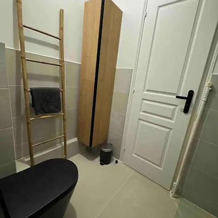 Апартаменты Superb Loft Terrace Minimum 30 Nights *