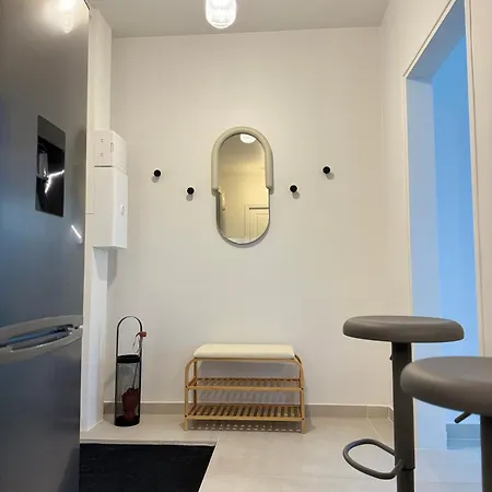 公寓 Superb Loft Terrace Minimum 30 Nights
