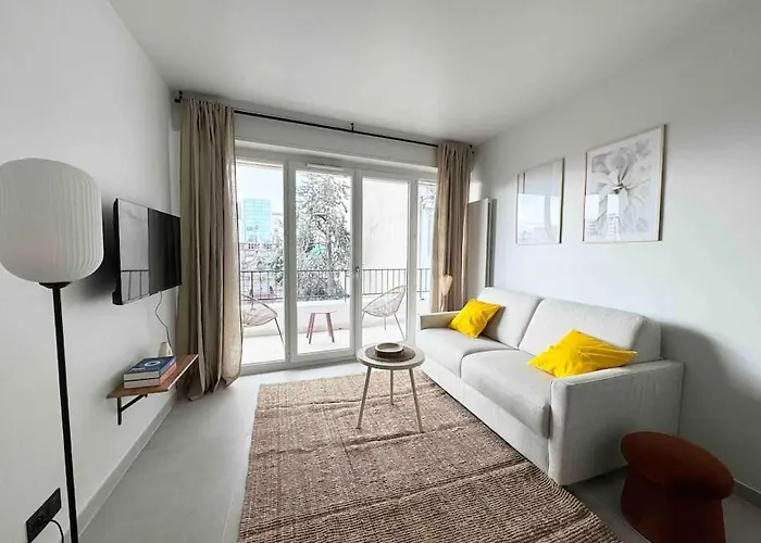 Apartment Superb Loft Terrace Minimum 30 Nights *
