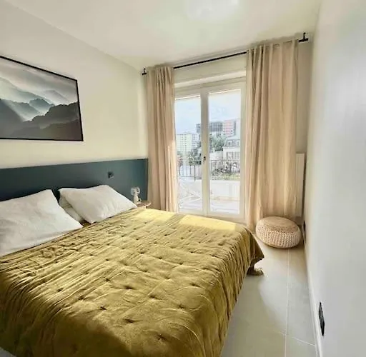 Superb Loft Terrace Minimum 30 Nights Apartment
