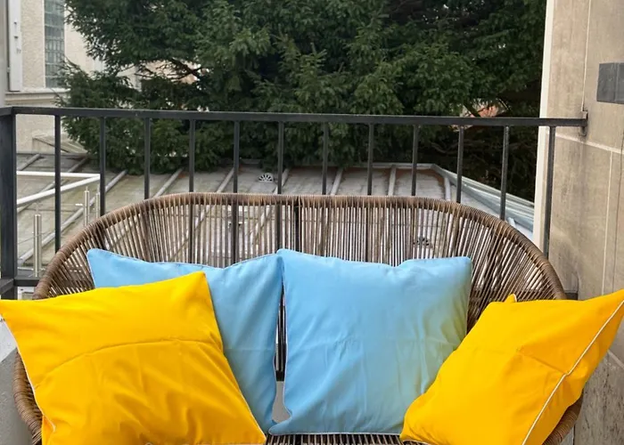 Apartment Superb Loft Terrace Minimum 30 Nights *